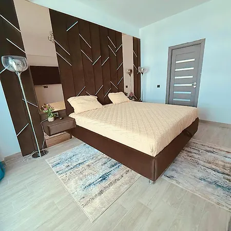 Nord Luxury C מאמאיה